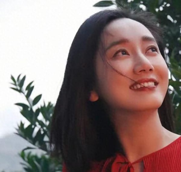 丰泰优配 原来他们是夫妻！《以法之名》谭松韵闺蜜老公是低调星二代